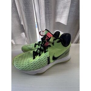 Nike LeBron Witness 5 Grinch Green Basketball Shoes Men's Size 8 Performance